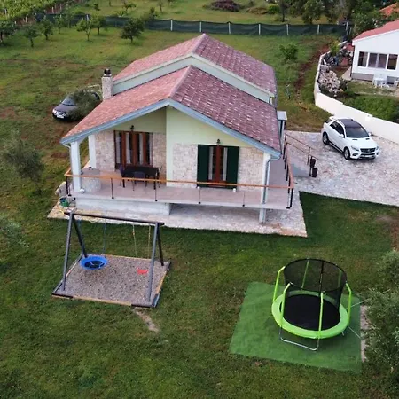 Kuca Za Odmor Neli Prázdninový dům Sukošan